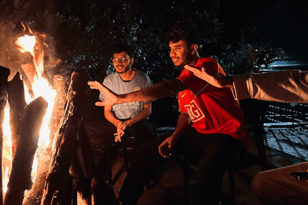 campfire_with_friends