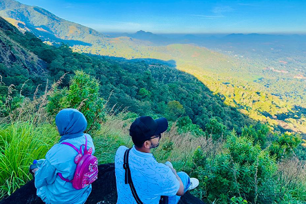 kurishmala_hiking